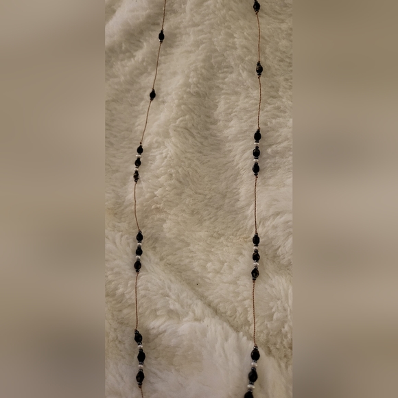 Pearl String Necklace - Picture 3 of 7